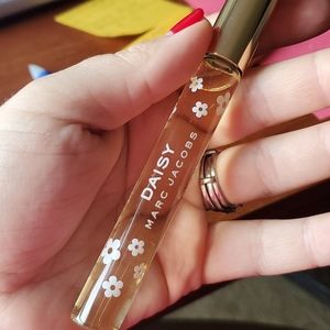 Mar Jacob's Daisy Rollerball Fragrance